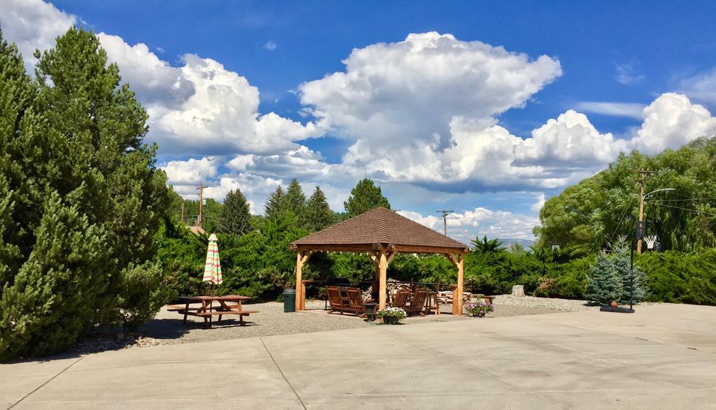 Hotchkiss Inn Motel Экстерьер фото